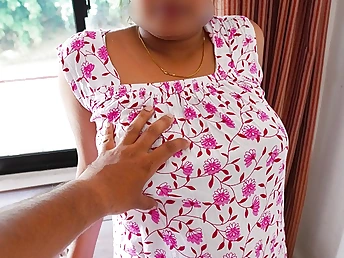Step-mom caught nude & plowed by her mischievous stepson in HD Sri Lankan flick