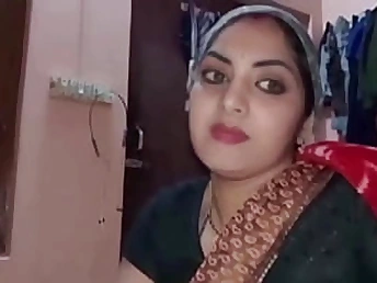 Stepbrother's Indian bhabhi takes deep internal cumshot in her taut poon while her stepbrother watches in close-up action