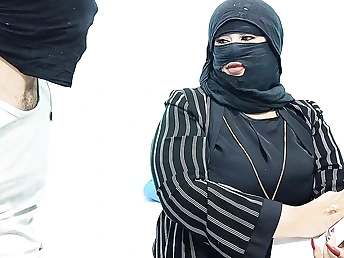 Arab stunner with big bootie gets ravaged rigid by Nick in scorching saudi parody