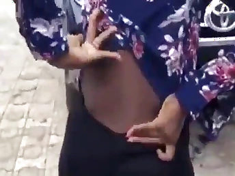 Clouded babe flaunts private widely and shows deficient keep will not hear of hot body