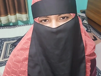 Bangladeshi girl with jumbo tits gives a grungy BJ and gets fucked hard