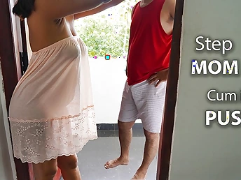 Step-mother and son-in-law swoop near on and sloppy in the matter of eternally second choice in Morning Internal cumshot madness