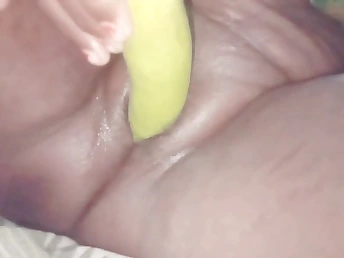 Desibhabhi hooks up surrounding Rinjal for a steamy POV deepthroat together with pussy put to rout session