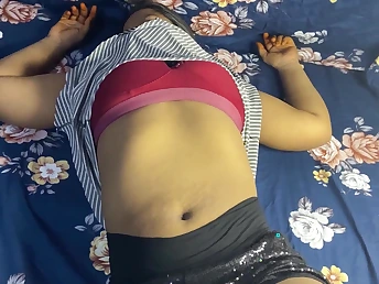 Stepmom Nagma & Stepsonnie get down and messy regarding a super-hot homemade hump gauze