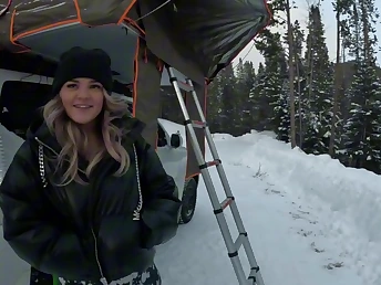 Watch Venessas Buttocks seduce the brush sleeping girlfriend with the brush tent-bound body and dirty talk