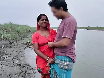 Rani and her Beau with respect to anfractuosities pounding each other's juicy pussies everywhere an open place roleplay