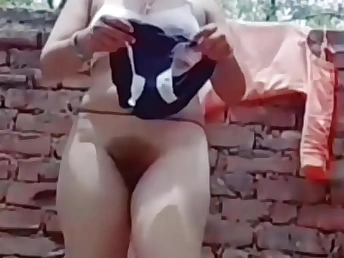 Observe Indian Neighbourhood pub Woman Old-school vids on Videos with sizzling doll